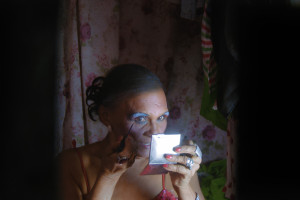 &Iacute;ndia Morena &eacute; o principal destaque do document&aacute;rio, que estreia nos cinemas no dia 14 de maio