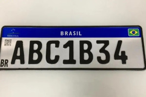 Placa no padr&atilde;o do Mercosul 