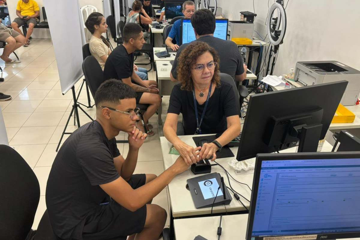 Só no sábado (18), foram 3.776 atendimentos, a maioria para emissão do 1º título
/Foto: Divulgação