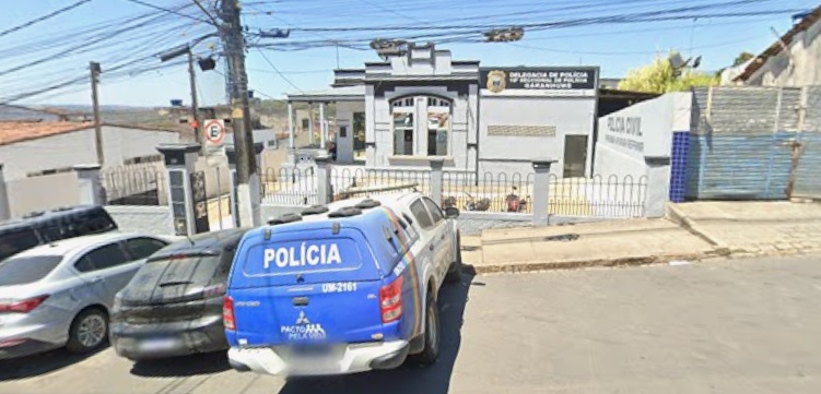 Delegacia de Polícia de Garanhuns foi alvo de furto/Reprodução/Google Street View