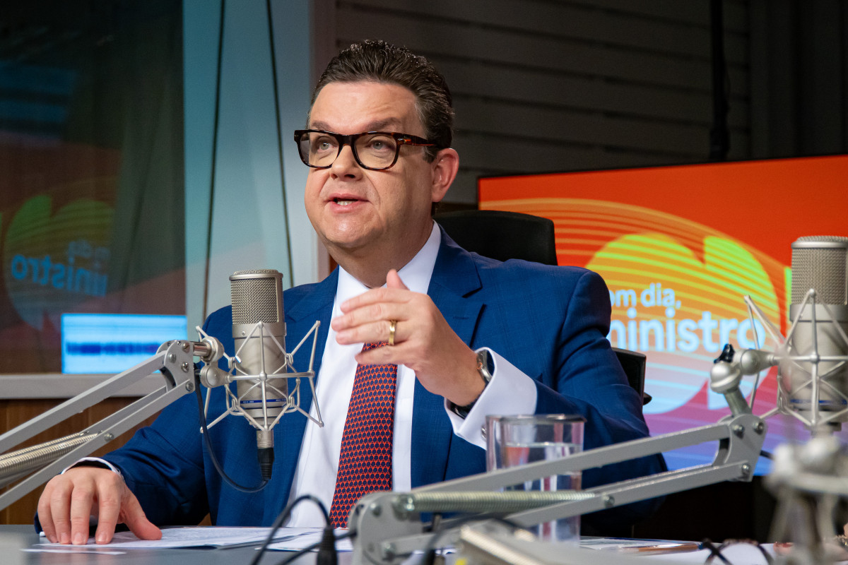 Ministro segue hospitalizado na capital pernambucana/Diego Campos