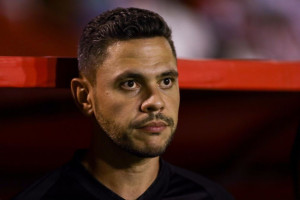 Guilherme dos Anjos, t&eacute;cnico do N&aacute;utico