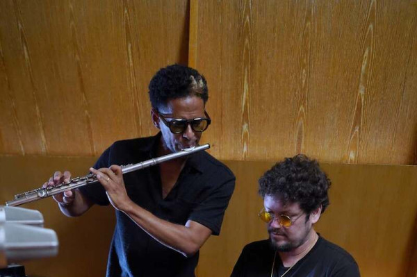 César Michiles e Romero Medeiros apresentam o Duo Frevo no Teatro do Parque,/Foto: Divulgação