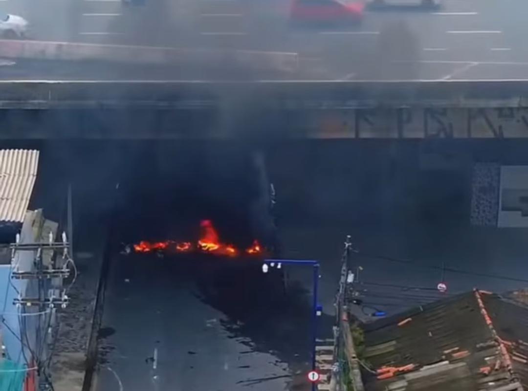 O Corpo de Bombeiros informou que enviou uma viatura para o local/Reprodução / @afogadosordinarioofc