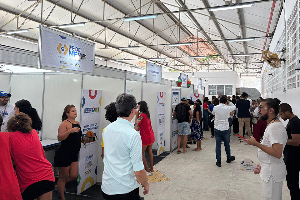 Mutirão de serviços do Governo do Brasil na Rua esteve na Macaxeira nesta sexta/CADU SILVA/DP