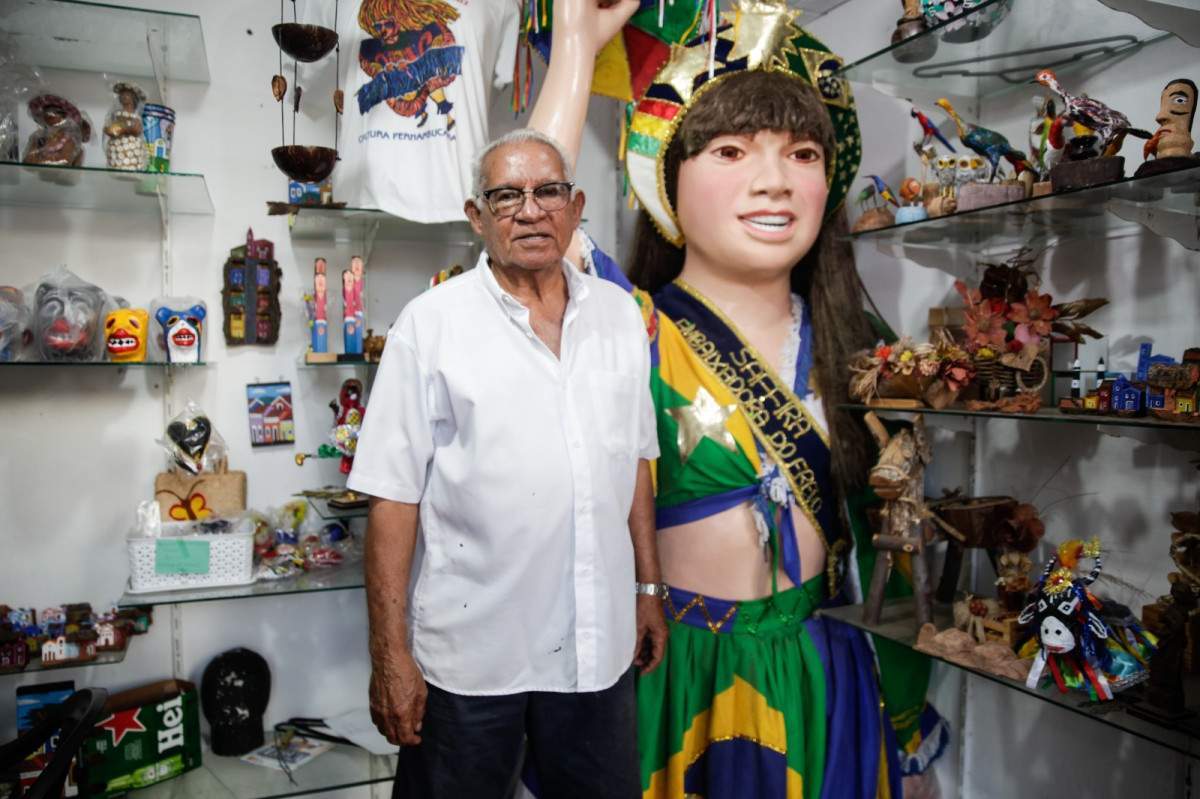  Genésio Reis, comerciante do Mercado da Ribeira há 68 anos (Marina Torres/DP Foto)
