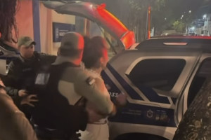 Advogada &eacute; presa em flagrante suspeita de furtar celulares no Recife