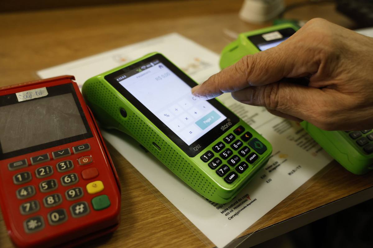 Endividamento das famílias brasileiras atingiu 49,9% em fevereiro/Fernando Frazão/Agência Brasil