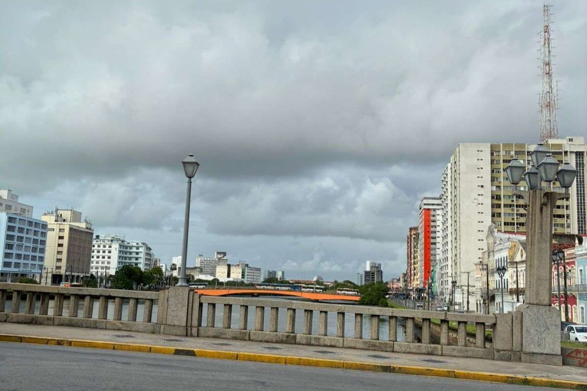 Recife pode ter terça-feira (28) chuvosa/DP