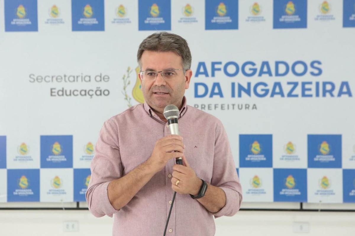 Sandrinho Palmeira, prefeito de Afogados da Ingazeira/Foto: Divulgação/ Prefeitura de Afogados da Ingazeira