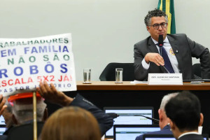 C&acirc;mara instala comiss&atilde;o para analisar PEC do fim da escala 6X1