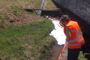 CPRH cobra relat&oacute;rio do Aeroporto do Recife ap&oacute;s suspeita de vazamento de &oacute;leo no Ipsep