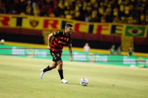 Augusto Pucci em a&ccedil;&atilde;o pelo Sport