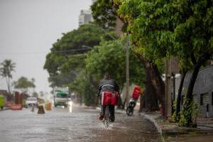 Pernambuco tem sete munic&iacute;pios com chuva superior a 100 mm nas &uacute;ltimas 24 horas, segundo Apac