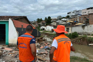 N&uacute;mero de desalojados e desabrigados ultrapassa 9,5 mil ap&oacute;s chuvas em Pernambuco
