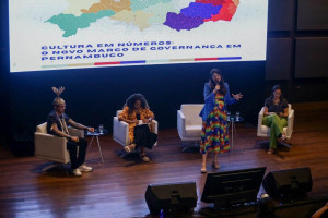 Cacau de Paula, gestores p&uacute;blicos, institui&ccedil;&otilde;es parceiras, pesquisadores e representantes da sociedade civil discutem agenda estrat&eacute;gica para a cultural