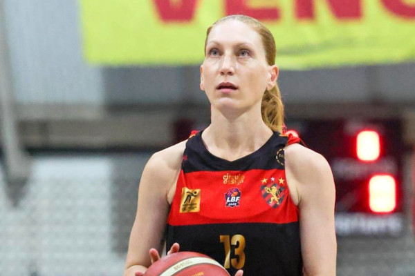  Luciellen, jogadora de basquete do Sport/Uninassau (Fredson Silva)
