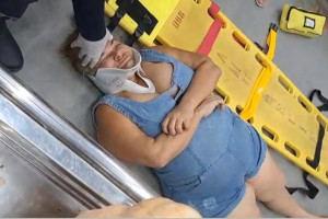 Fam&iacute;lia de mulher que sofreu choque no Mix Mateus relata omiss&atilde;o e descaso

