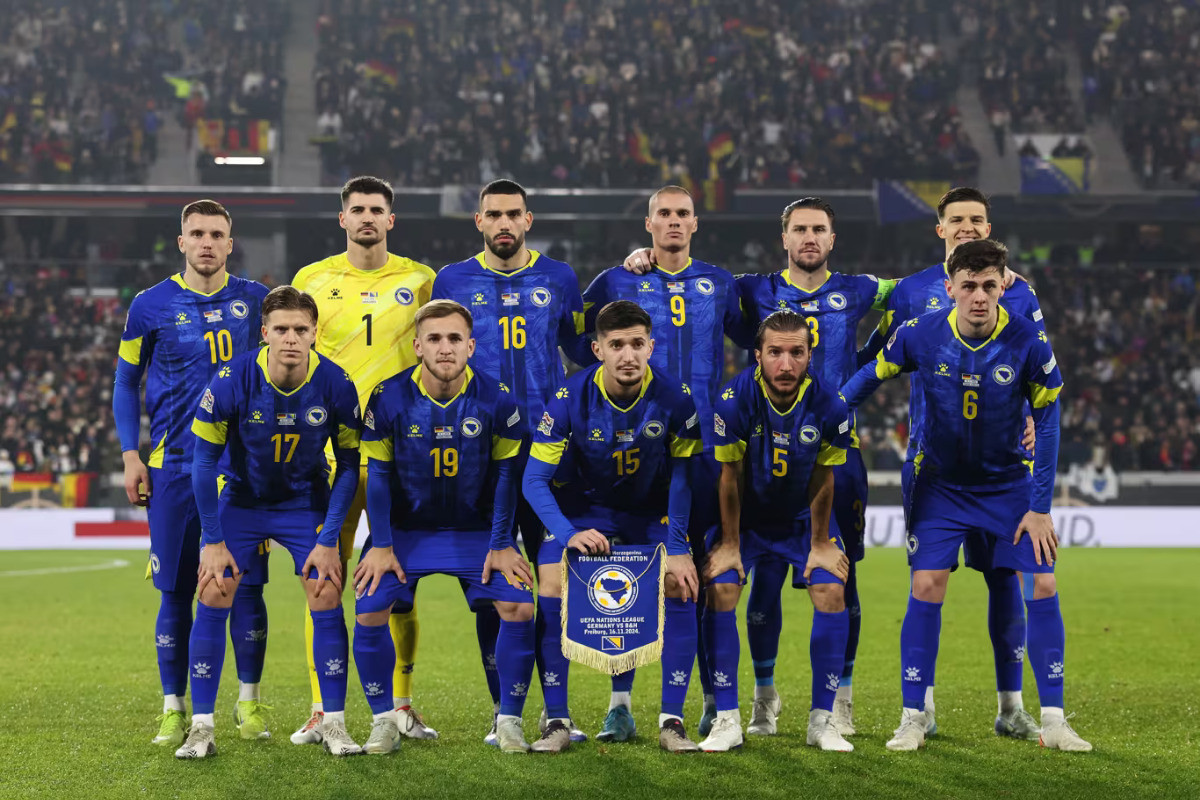Bósnia e Herzegovina é 1ª seleção a anunciar os 26 convocados para a Copa com o veterano Dzeko
/Foto: Divulgação/FIFA