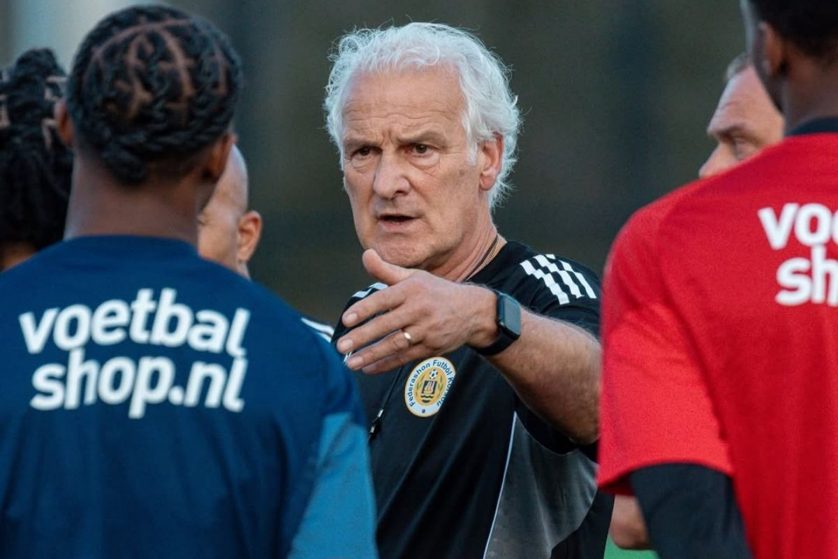 Técnico Fred Rutten/Divulgação/Curaçao National Football Team