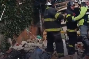 Explos&atilde;o em &aacute;rea residencial deixa feridos e soterrados em S&atilde;o Paulo