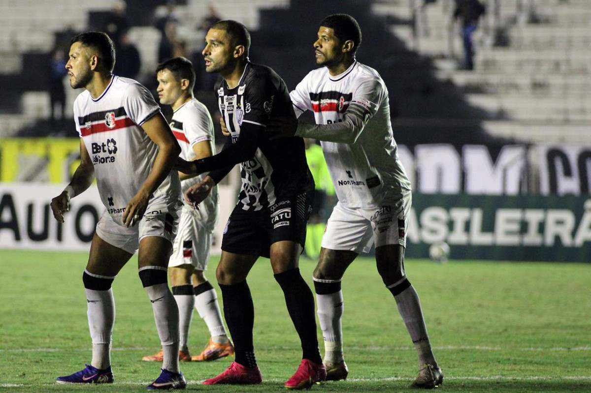 Jogadores do Santa Cruz/ Rogério Rueda | Inter de Limeira