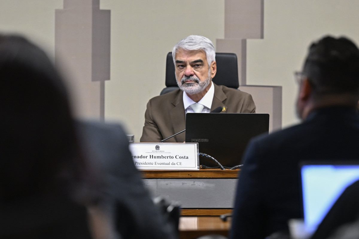 Questionado sobre pesquisas eleitorais, Humberto minimizou os levantamentos divulgados até agora e afirmou acreditar na própria reeleição/Foto: Carlos Moura/Agência Senado