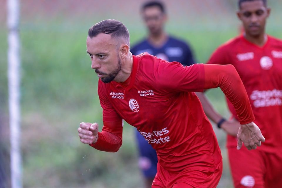 Paulo Sérgio em treinamento pelo Náutico/Rafael Vieira / CNC