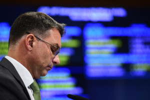 Na conversa, Fl&aacute;vio chama o executivo de irm&atilde;o e diz que estar&aacute; sempre com ele.