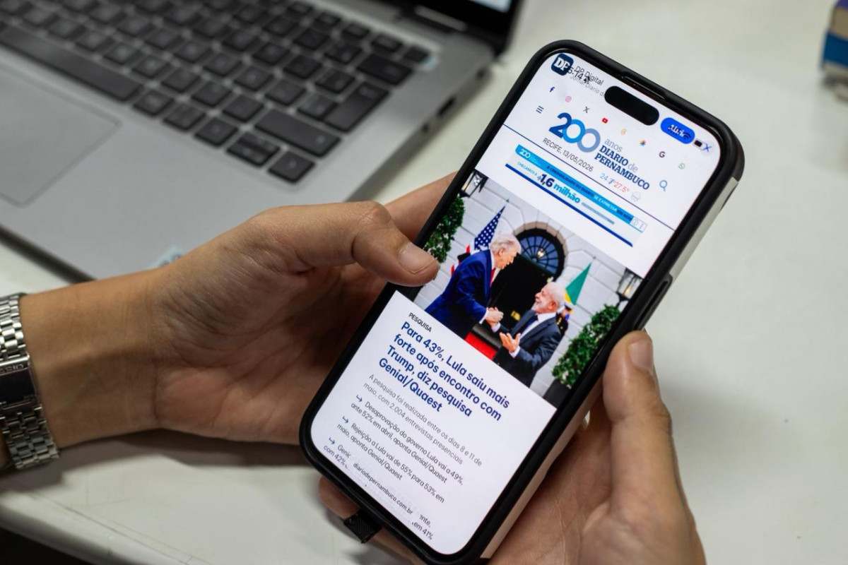 Versão mobile do site do Diario de Pernambuco/Karol Rodrigues/DP Foto