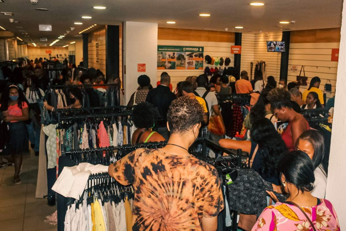 Vagas abertas incluem cargos de gerente, subgerente, vendedores e auxiliares de produção/Foto: Divulgação/Lojas Humana