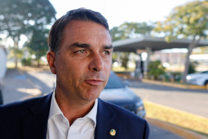 Fl&aacute;vio Bolsonaro