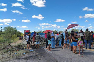 Protesto em Oroc&oacute; neste s&aacute;bado (16).
