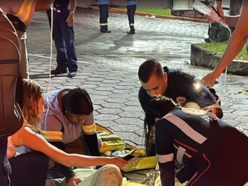 VÍtima foi socorrida pelo Samu./Foto: Reprodução/Redes sociais