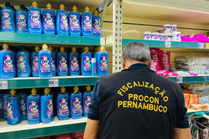 Mais de 100 produtos da Yp&ecirc; foram recolhidos pelo Procon-PE em supermercados do Recife 