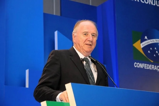 Presidente da Confederação Nacional dos Municípios, Paulo Ziulkoski, teceu críticas a projetos do Executivo/Divulgação