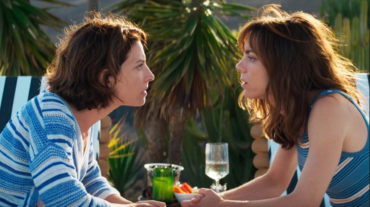 Barbara Lennie e Victoria Luengo em 'Natal Amargo', que estreia nos cinemas brasileiros no dia 28 de maio/Warner/Divulgação