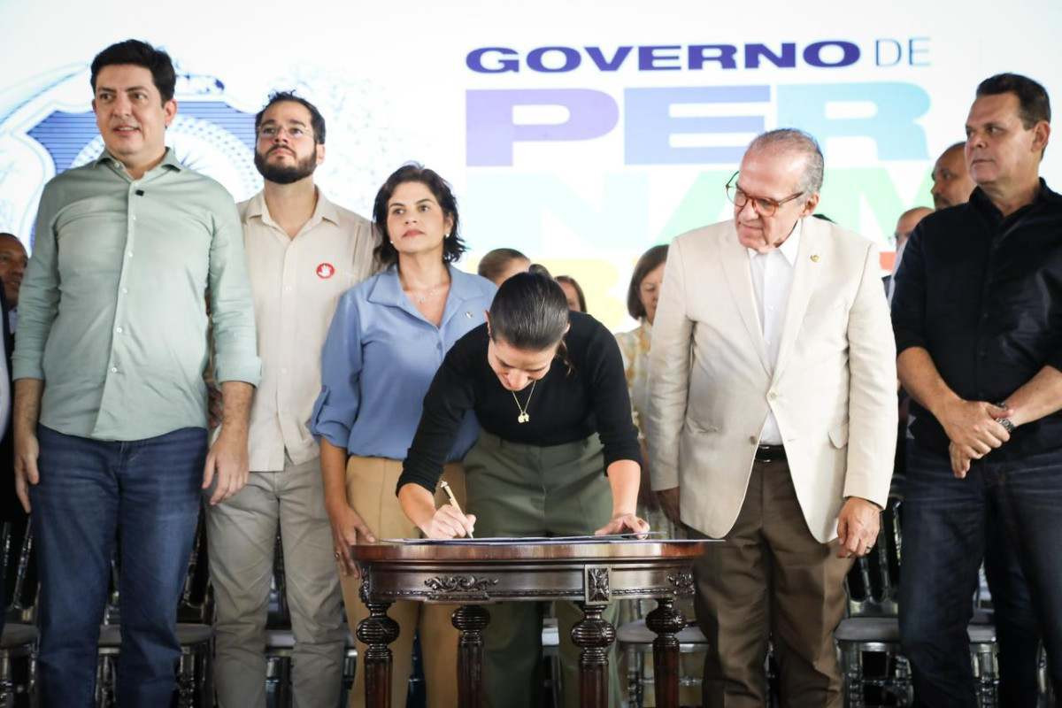 Assinatura foi feita nesta quinta-feira (21), no Palácio do Campos das Princesas/Foto: Secom