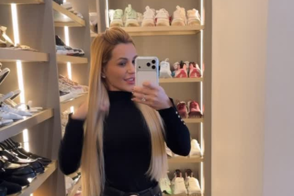 Deolane conversou com os seguidores no Instagram um dia antes de ser presa /Foto: Reprodução/Instagram