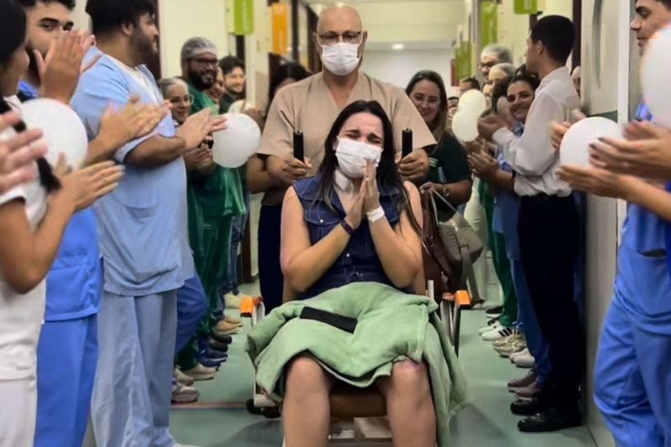  Letícia Ferreira, de 29 anos, recebeu alta hospitalar após passar 11 dias internada/Foto: Reprodução/Instagram