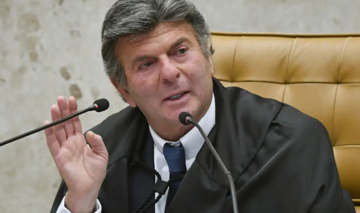 Fux antecipou o voto e acompanhou o relator do caso, ministro André Mendonça, que havia votado na sexta-feira (22) pela conversão das prisões temporárias em preventivas, sem prazo definido para encerramento/Foto: Carlos Moura/SCO/STF