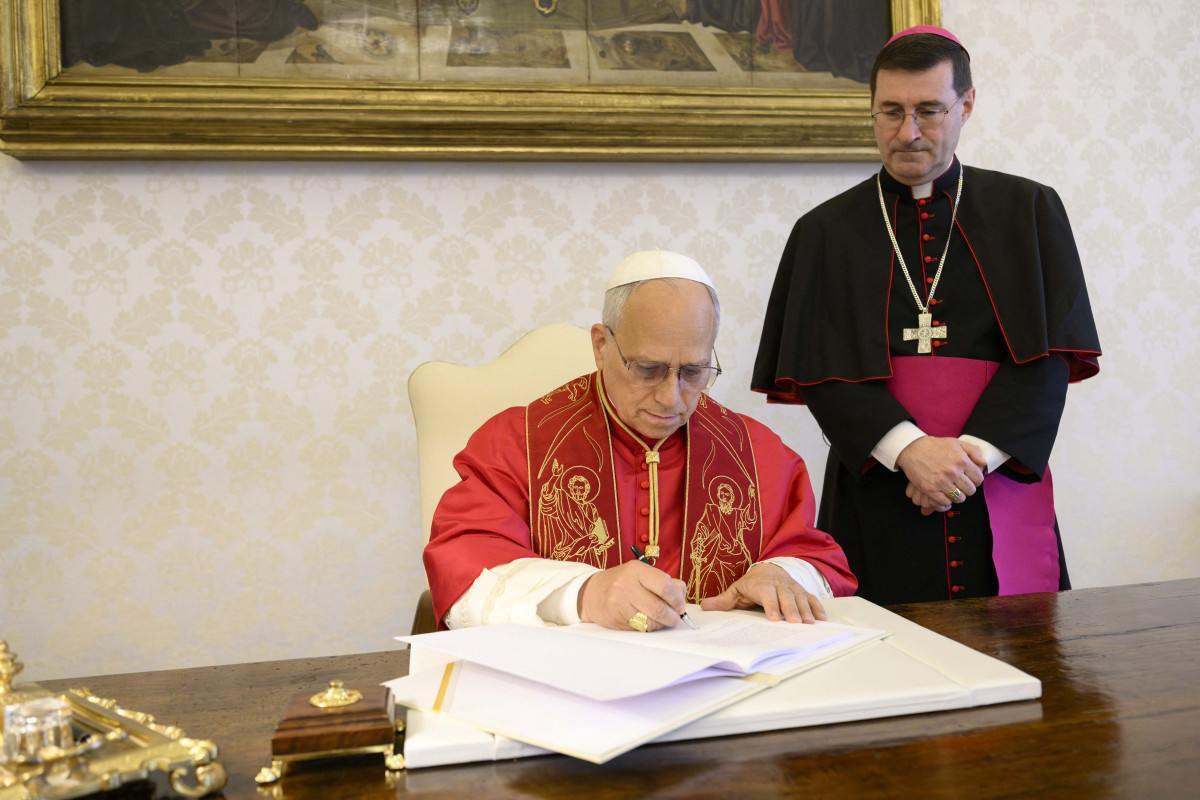 O Papa Leão XIV assina sua primeira Encíclica, 