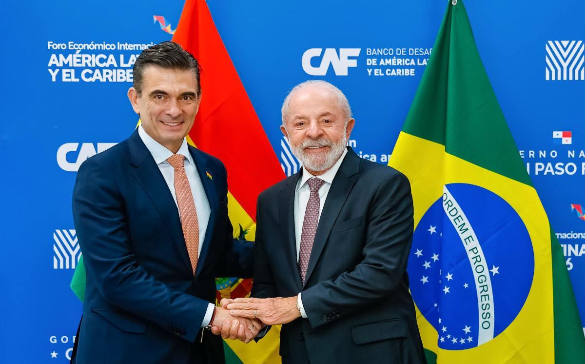 Lula durante reunião com o Presidente da Bolívia, Rodrigo Paz./Ricardo Stuckert/PR