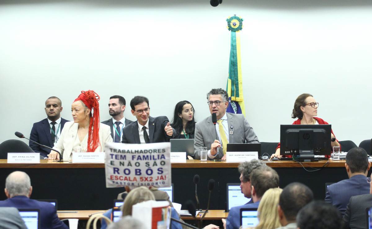 A Comissão Especial na Câmara dos Deputados iniciou a análise da proposta do fim da escala 6x1. /Vinicius Loures/Câmara dos Deputados