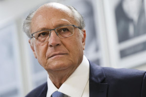 Segundo vice-presidente, h&aacute; uma tend&ecirc;ncia mundial de ter uma redu&ccedil;&atilde;o de jornada de trabalho