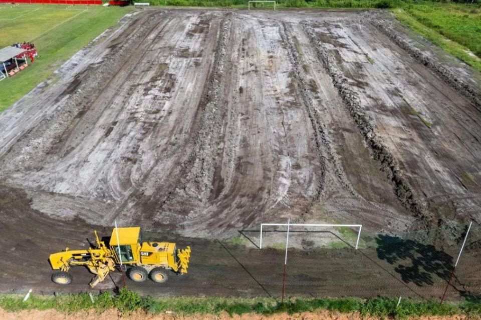 Náutico: Obras para a instalação do gramado sintético no CT Wilson Campos/Rafael Vieira / CNC