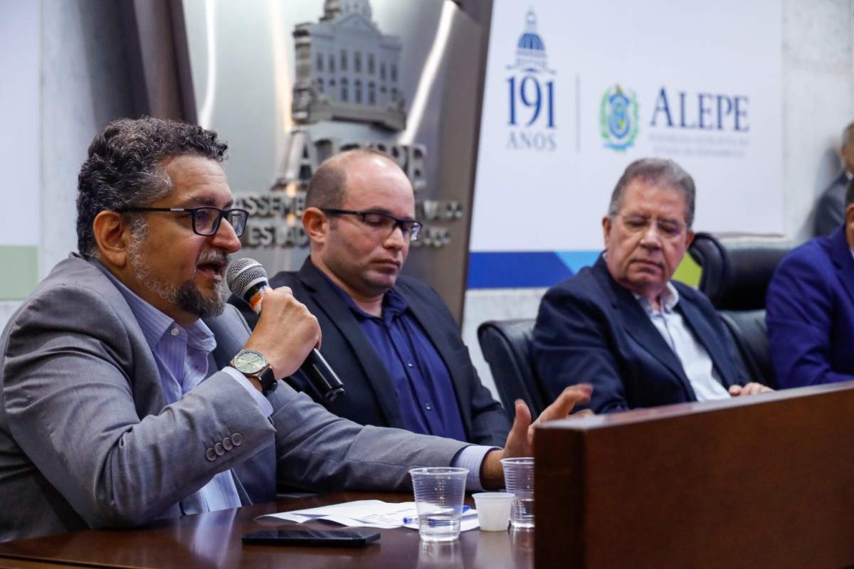 Representantes do setor produtivo reforçaram a preocupação com os efeitos da mudança tributária sobre empregos e renda na região/Foto: Nivaldo Francisco/Alepe