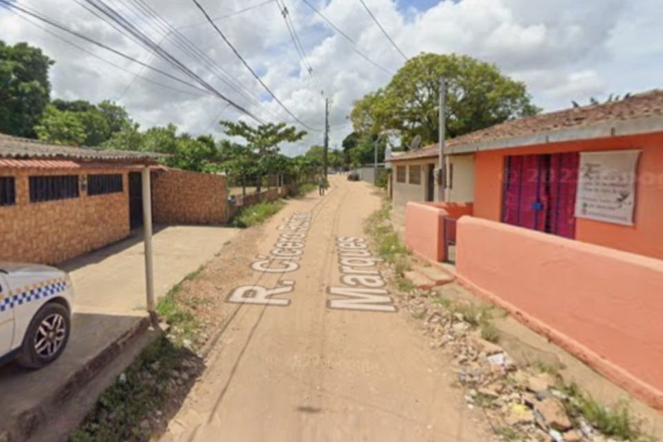 Imóvel fica na Rua Rufino Marques, em Olinda/Foto: Reprodução/Google Street View