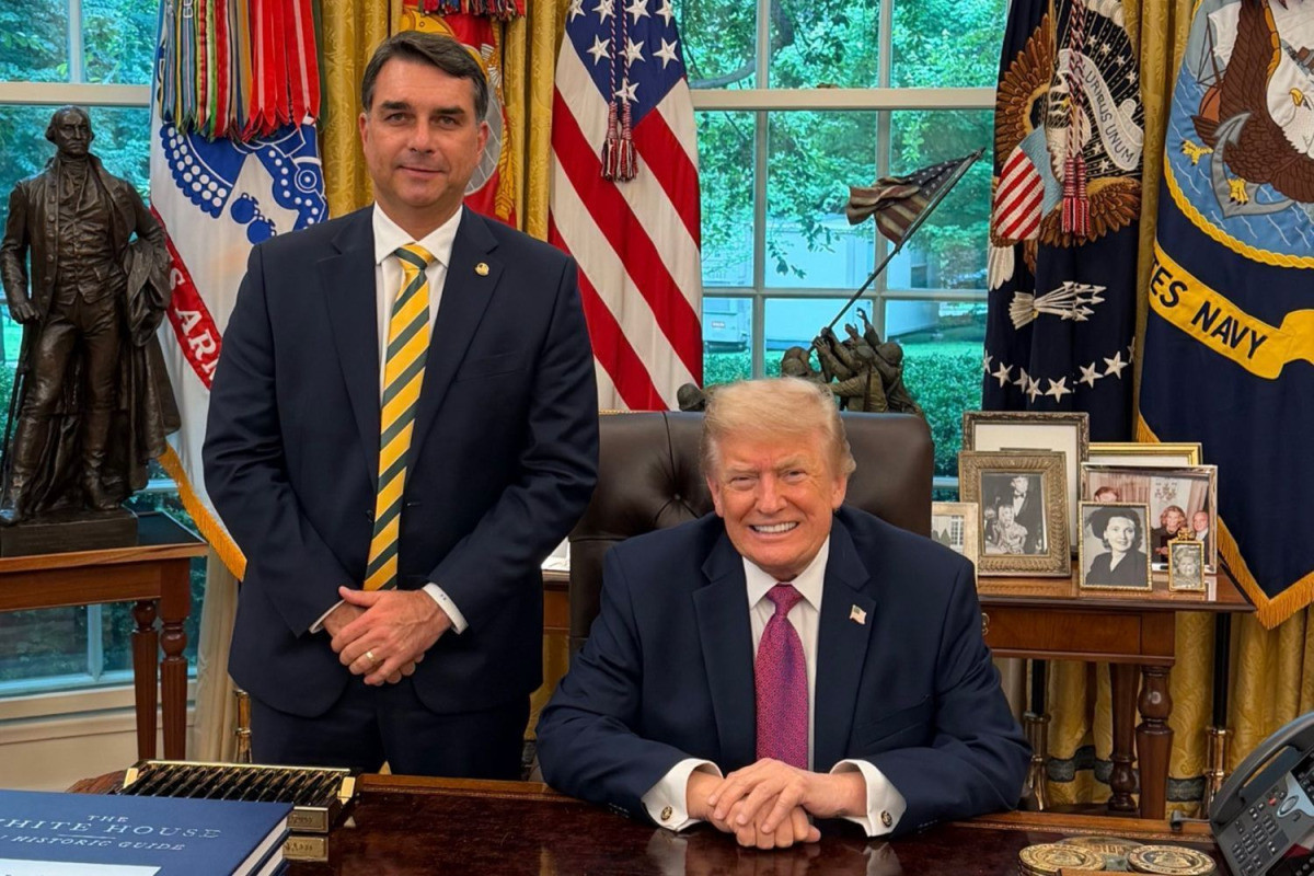 Flávio Bolsonaro e Donald Trump se encontraram nesta semana nos Estados Unidos/Reprodução/Redes Sociais