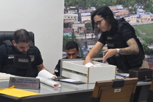 Presidente da Câmara de Jaboatão e ex-deputado são alvos de operação contra mortes no Ceará (Foto: Divulgação PCCE)